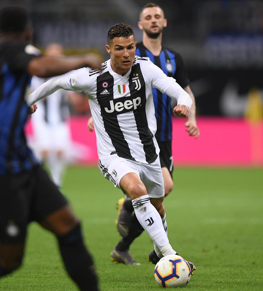 68分钟3-0！朱婷16分获单场最佳，科内利亚诺欧冠23连胜冲世俱杯