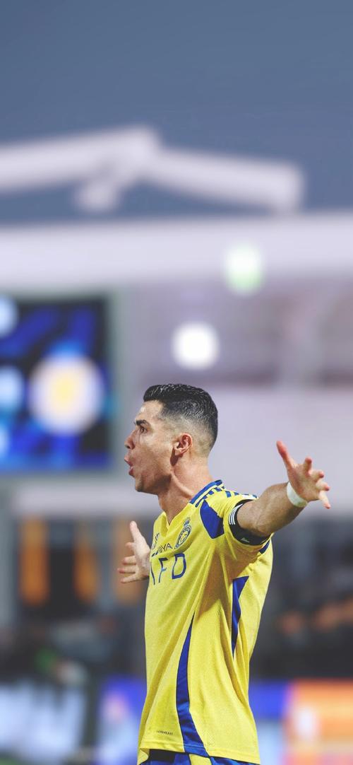 徐尚：我建议并支持邵佳一竞聘国足主帅，希望他到更高的舞台（徐尚表态：力挺邵佳一竞聘国足主帅，期待他登上更高舞台）