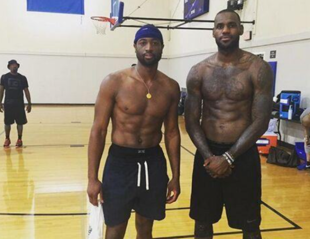 防守端完全不给对手机会（铜墙铁壁的防守，让对手无计可施）