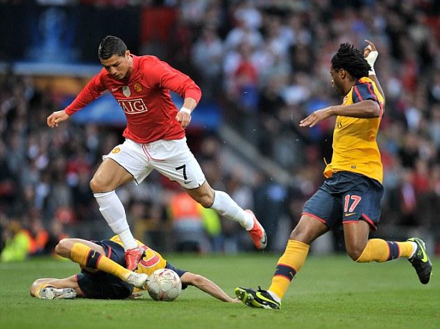 小麦惊天倒钩 苏格兰4-2丹麦晋级世界杯（小麦倒挂金钩，苏格兰4-2击败丹麦晋级世界杯）