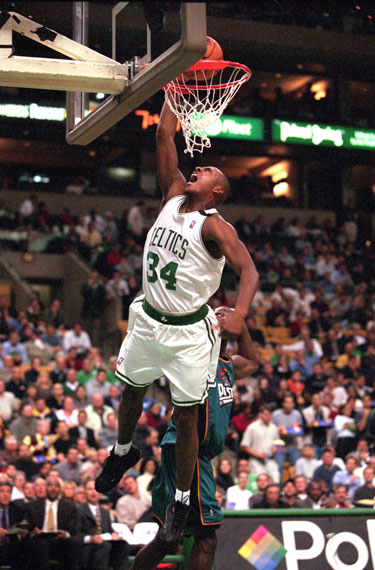 蓝军近10次过招枪手仅1胜，能否打破1561天不胜魔咒？（蓝军近10战枪手仅胜一场，能否终结长达1561天的不胜尴尬？）