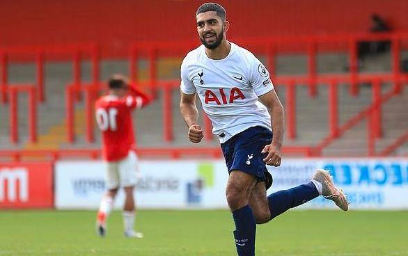 传控打法受 传控打法受