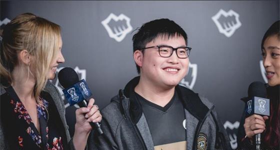 除了法律和 除了法律和